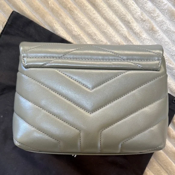 Saint Laurent Green Quilted Toy Loulou Crossbody Bag - Picture 5 of 7